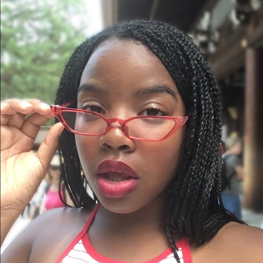 Meet your Posher, Bailey